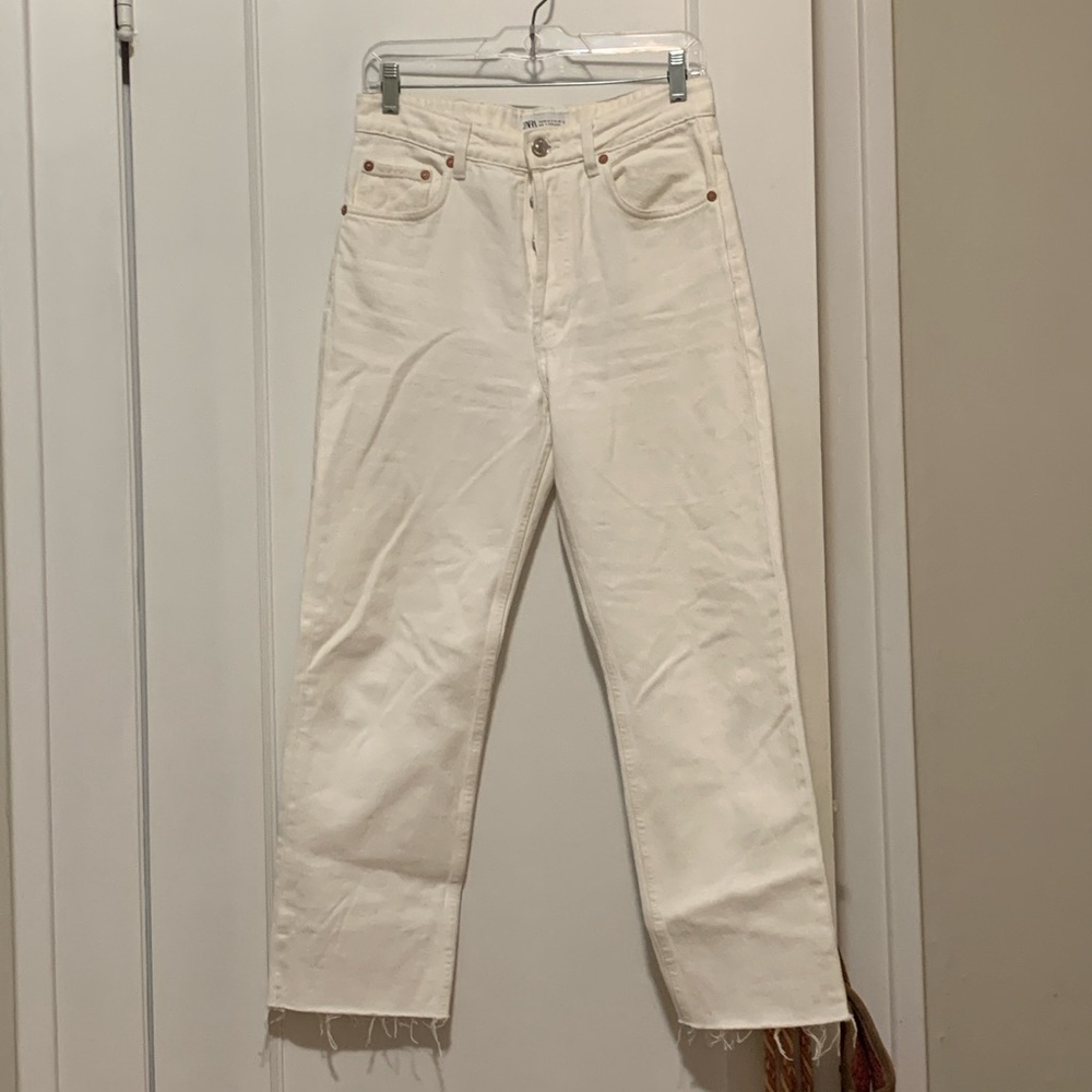 Zara White Straight Leg High Rise Jean